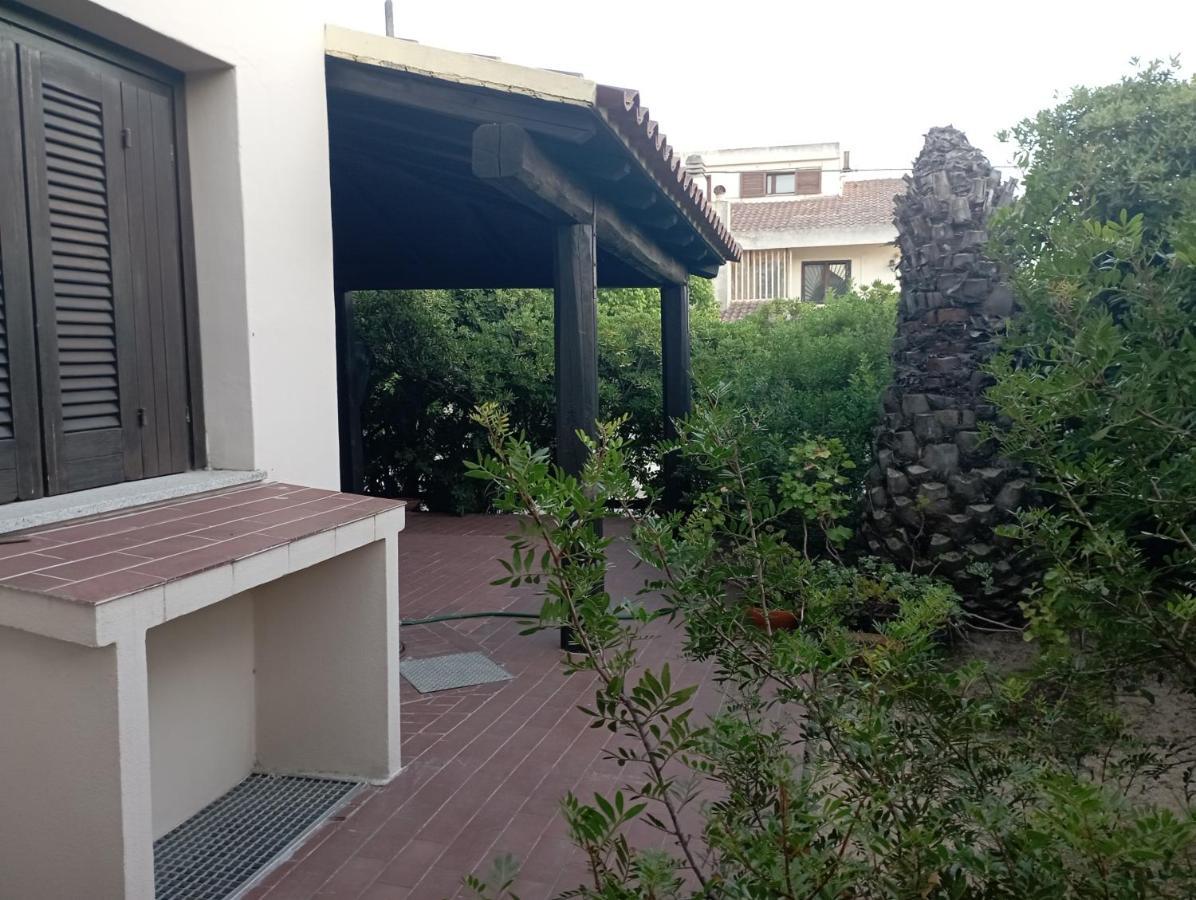 Domus Garden Bed and Breakfast Olbia Buitenkant foto