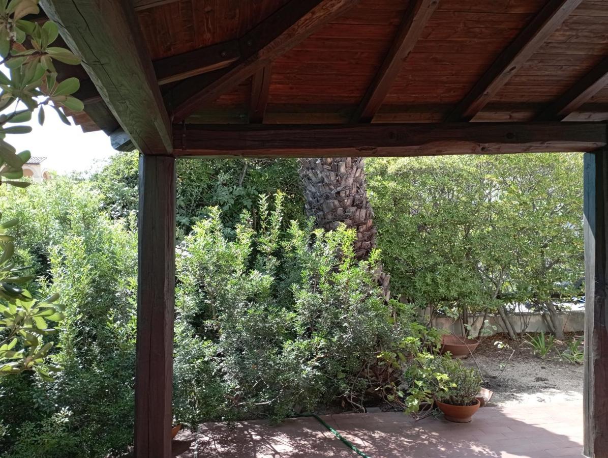 Domus Garden Bed and Breakfast Olbia Buitenkant foto