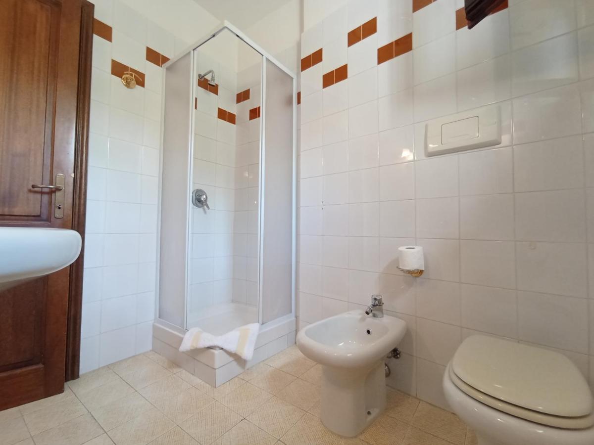 Domus Garden Bed and Breakfast Olbia Buitenkant foto